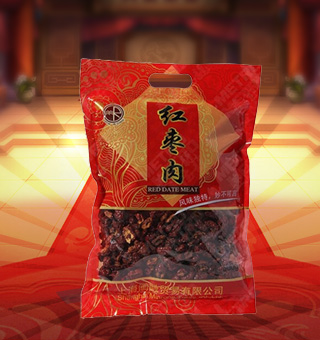 閩融紅棗肉產(chǎn)自河北滄州500g每袋，紅棗能提高人體免疫力，能促進(jìn)白細(xì)胞的生成，降低膽固醇，保護(hù)肝臟，紅棗中還含有抑制癌細(xì)胞，甚至可使癌細(xì)胞向正常細(xì)胞轉(zhuǎn)化的物質(zhì)